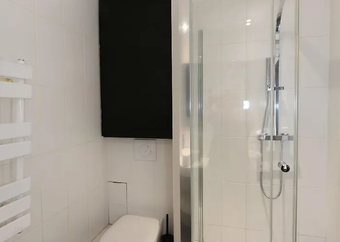 13 Universite - 4p Rdc *