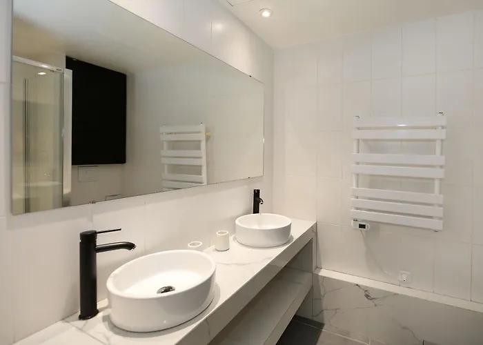 13 Universite - 4p Rdc Paris